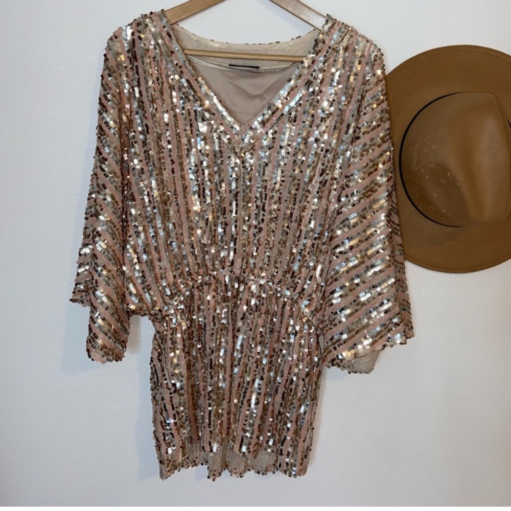 Rose gold/ champagne/silver sequin top